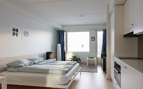 Easy Stay Rooms & Apartments Near Airport