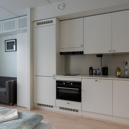 Easy Stay Rooms & Apartments Near Airport Vantaa Esterno foto