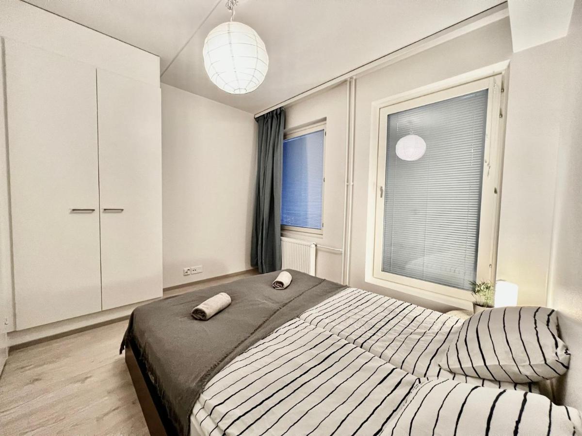 Easy Stay Rooms & Apartments Near Airport Vantaa Esterno foto