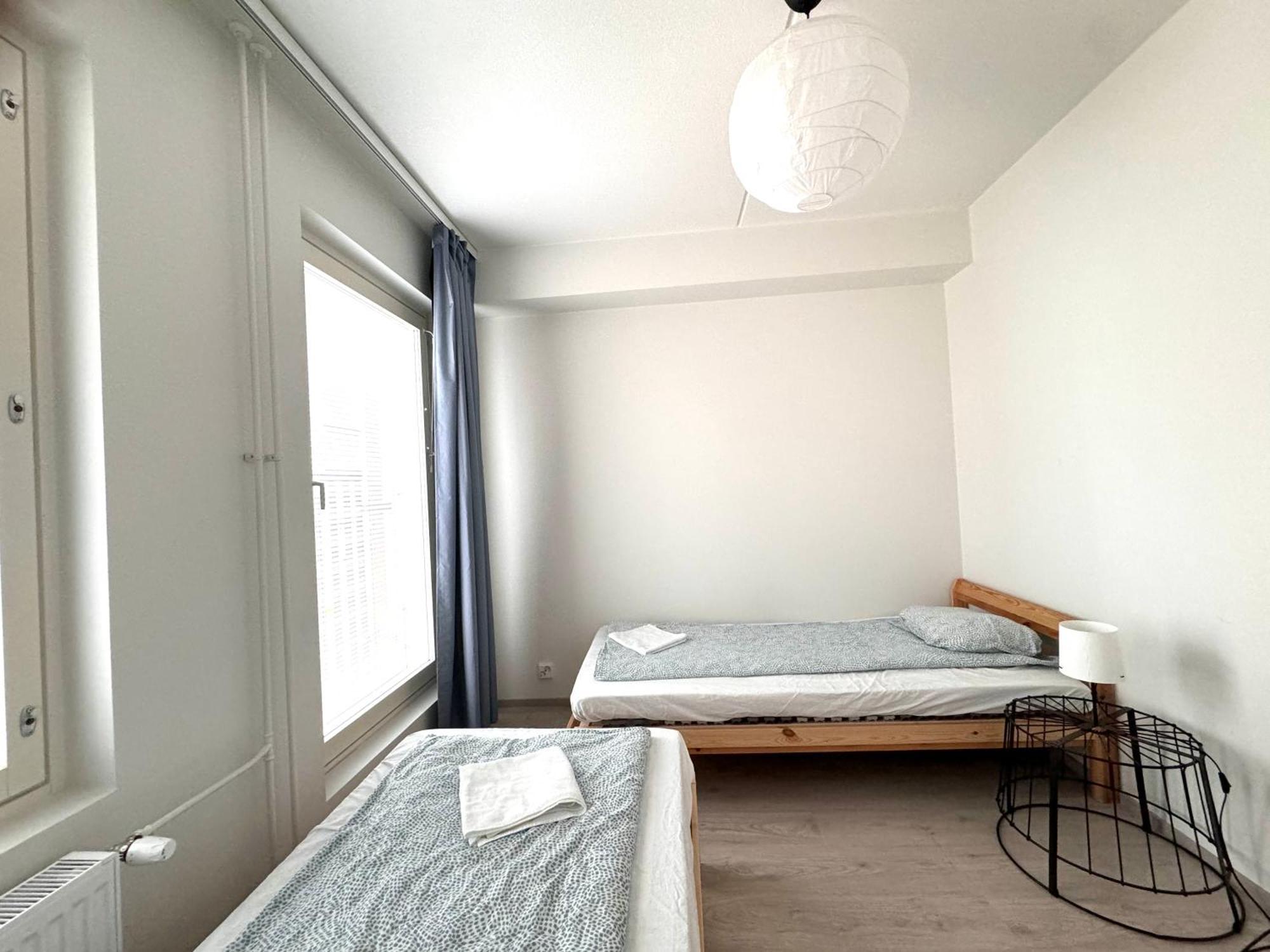 Easy Stay Rooms & Apartments Near Airport Vantaa Esterno foto