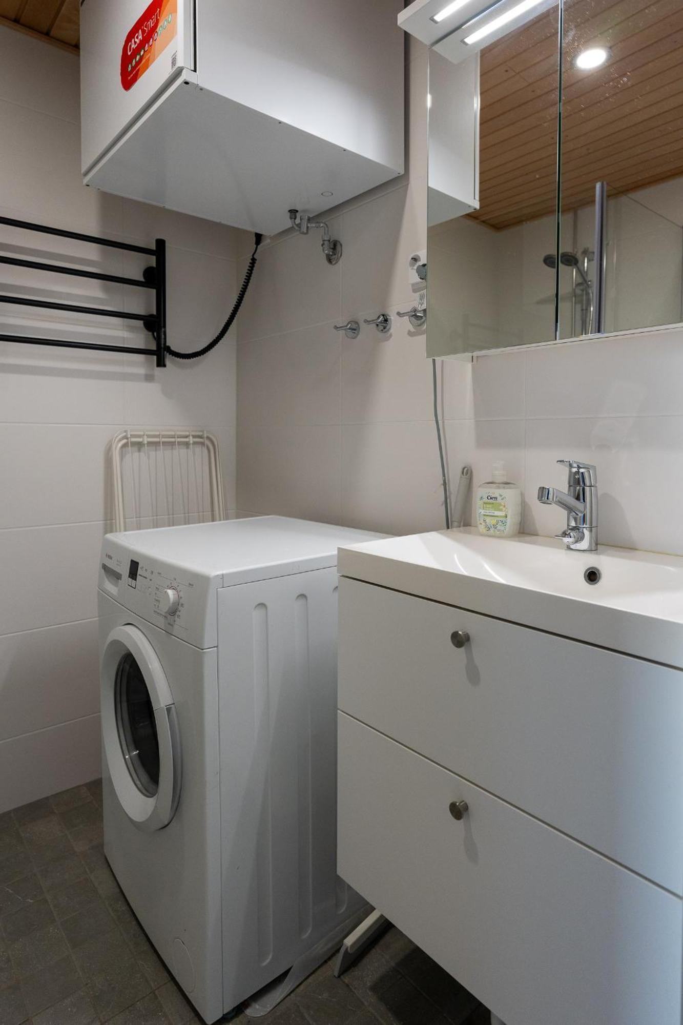 Easy Stay Rooms & Apartments Near Airport Vantaa Esterno foto
