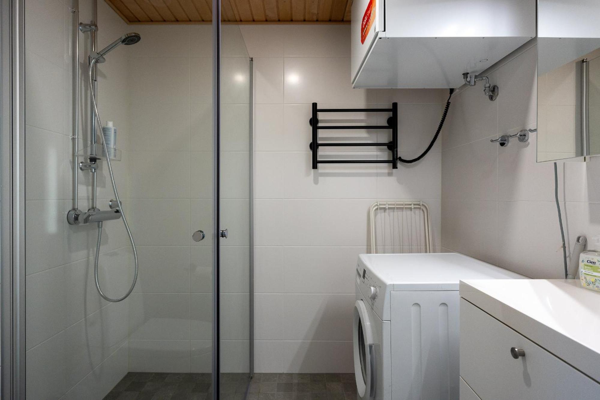 Easy Stay Rooms & Apartments Near Airport Vantaa Esterno foto