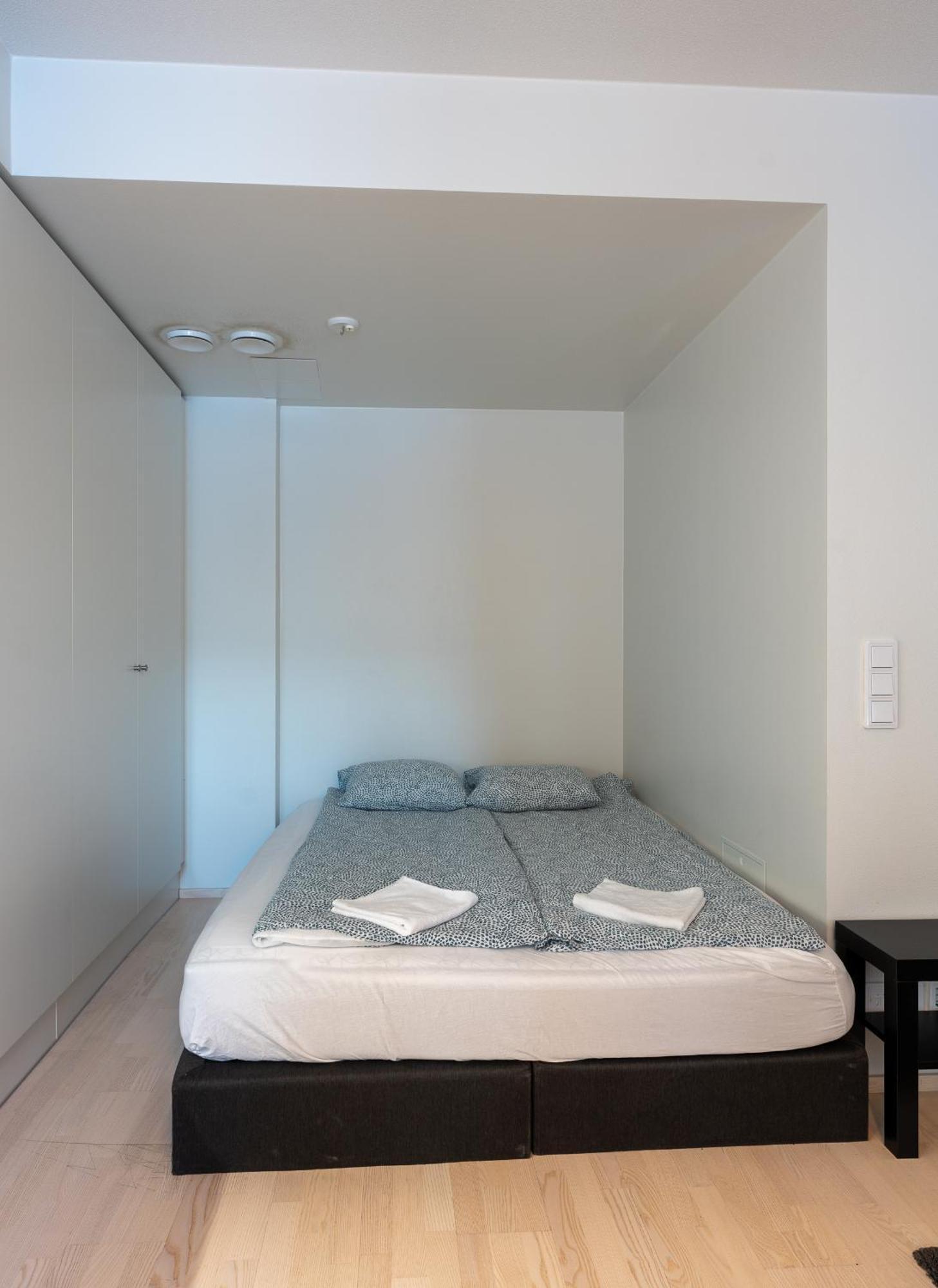 Easy Stay Rooms & Apartments Near Airport Vantaa Esterno foto
