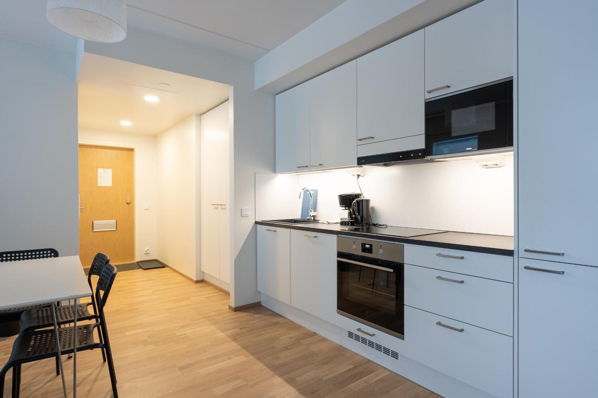 Easy Stay Rooms & Apartments Near Airport Vantaa Esterno foto