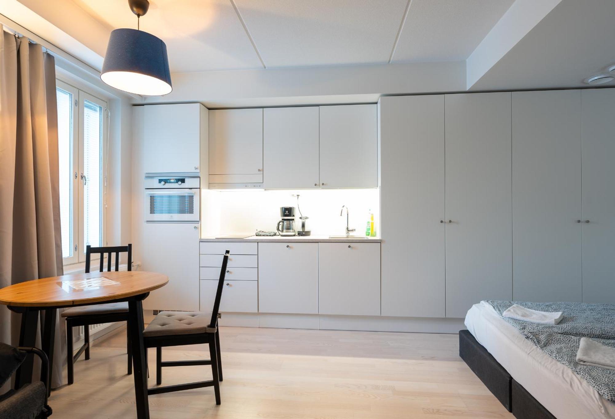 Easy Stay Rooms & Apartments Near Airport Vantaa Esterno foto