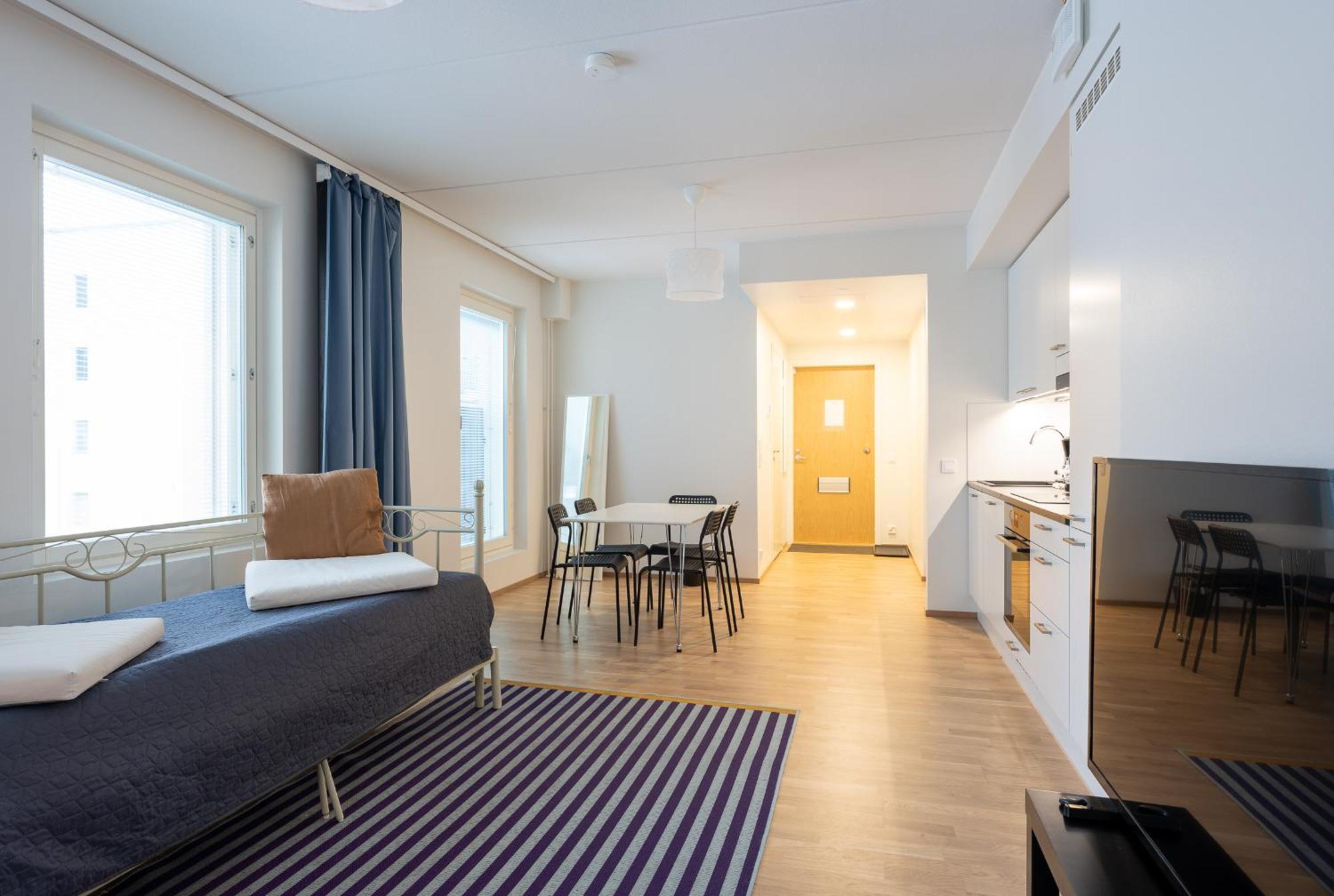 Easy Stay Rooms & Apartments Near Airport Vantaa Esterno foto