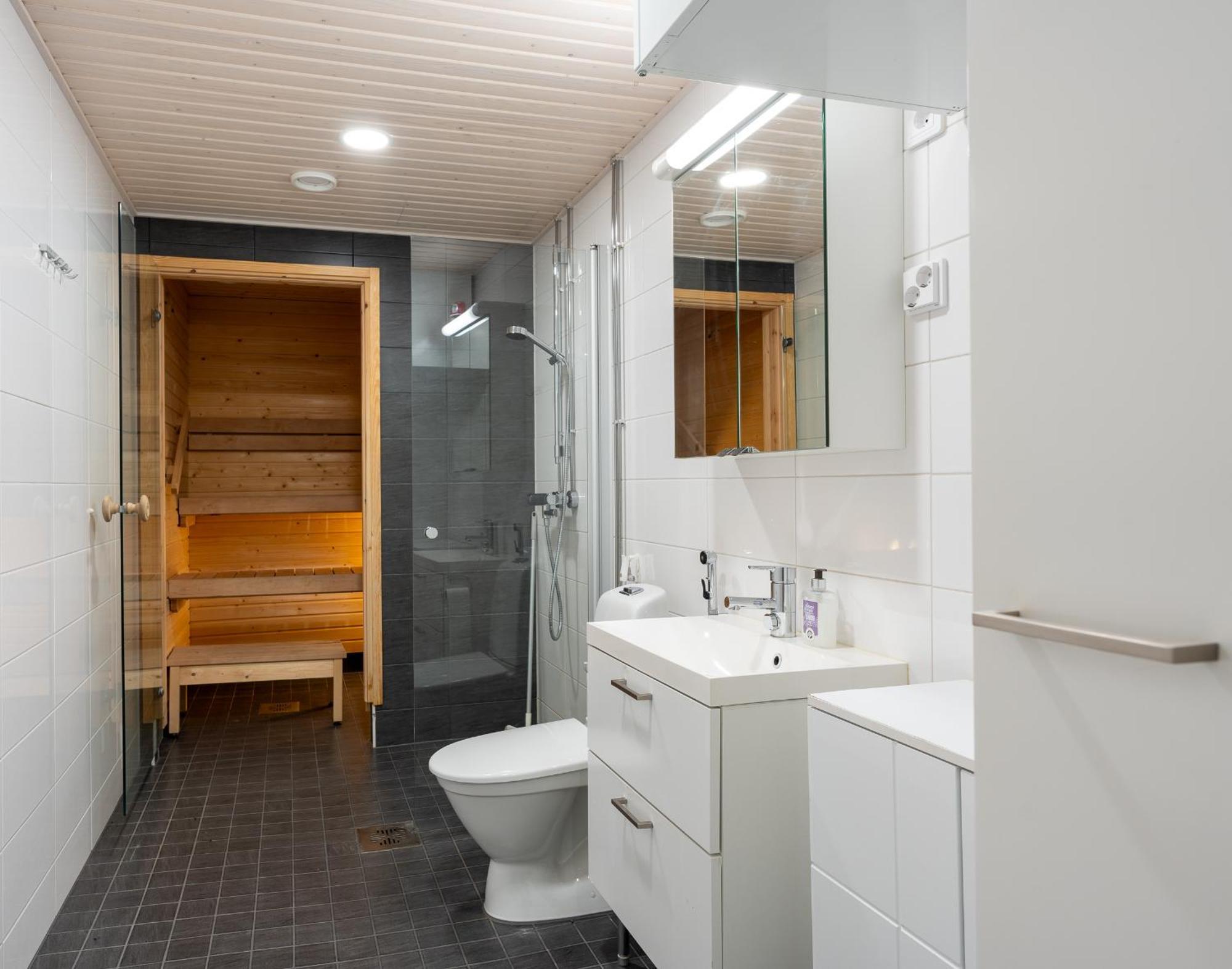 Easy Stay Rooms & Apartments Near Airport Vantaa Esterno foto