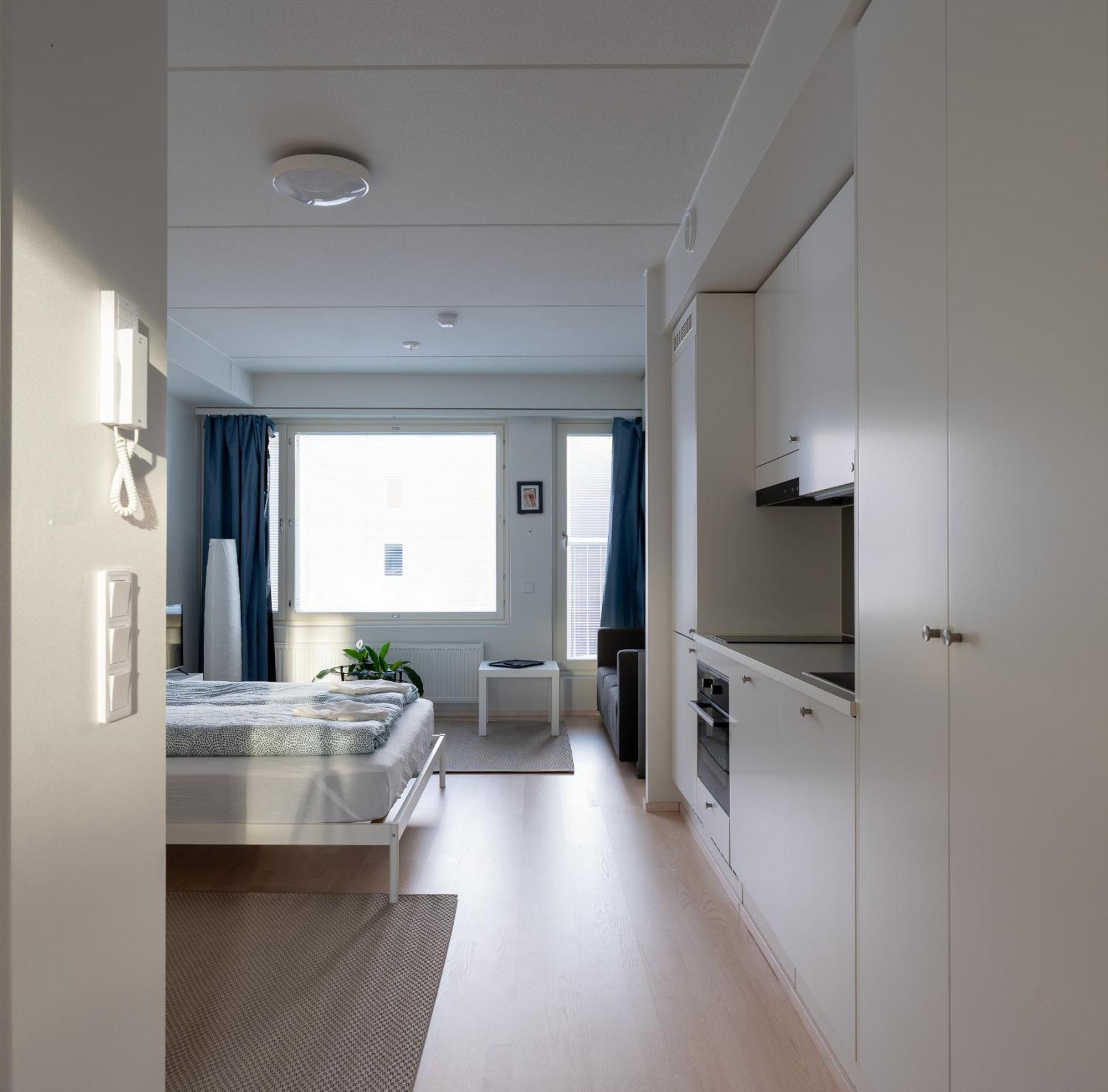 Easy Stay Rooms & Apartments Near Airport Vantaa Esterno foto